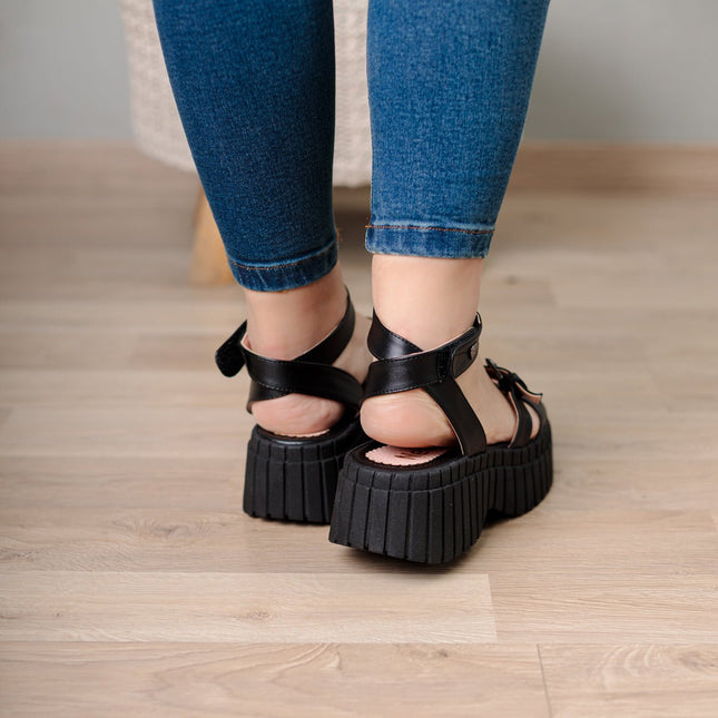 Sandalia Brana - Negro - Tienda Nébula