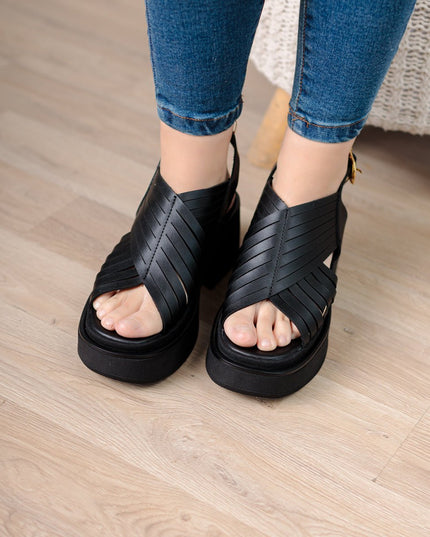 Sandalia Brentoni - Negro - Tienda Nébula