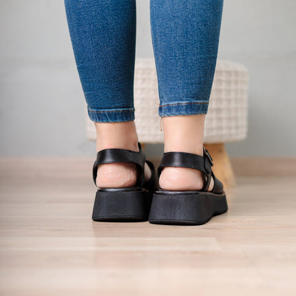 Sandalia Gopa - Negro - Tienda Nébula