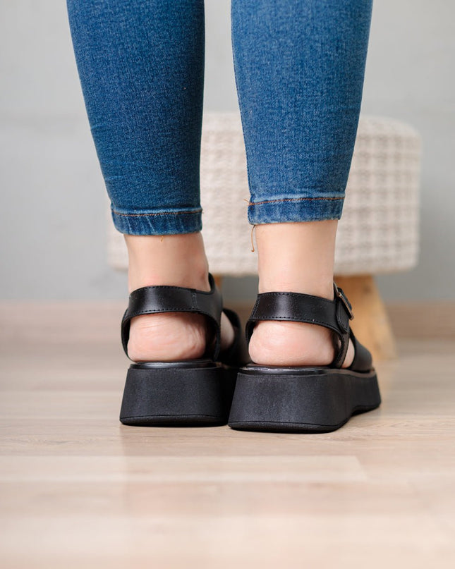 Sandalia Gopa - Negro - Tienda Nébula