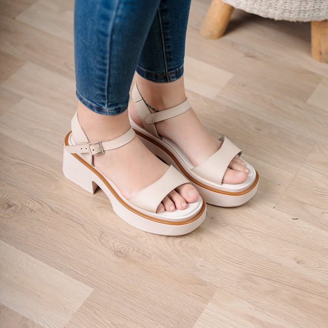 Sandalia Lucyani - Beige - Tienda Nébula