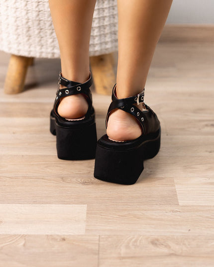 Sandalia Vasela - Negro - Tienda Nébula