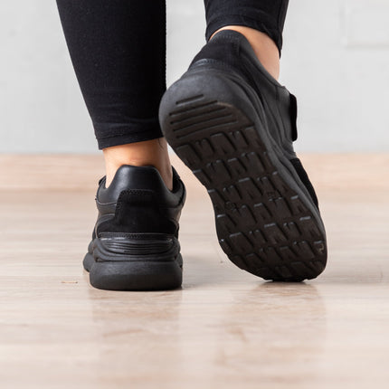Zapatilla Garnett - Negro Total - Tienda Nébula