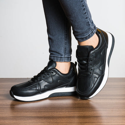 Zapatilla Miroslav - Negro Total - Tienda Nébula