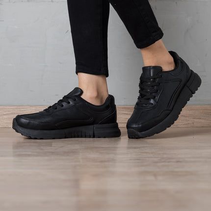 Zapatilla Moldavia - Negro - Tienda Nébula