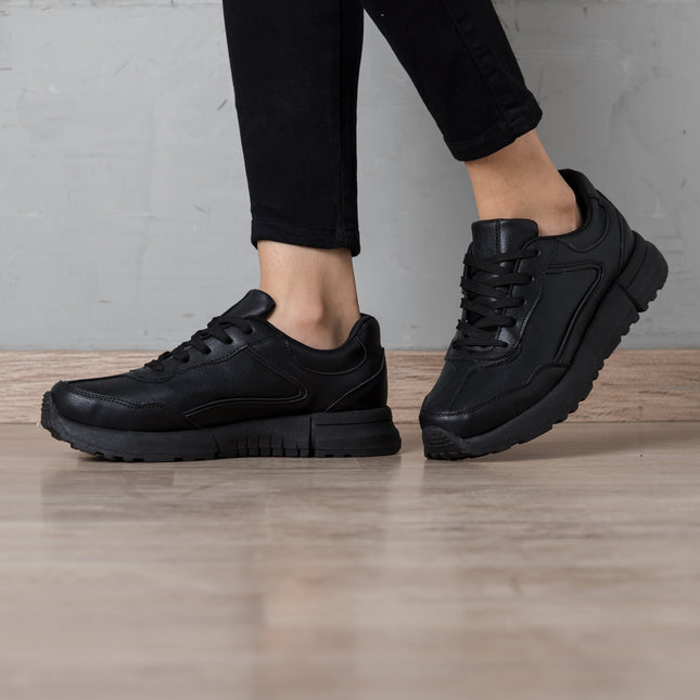 Zapatilla Moldavia - Negro - Tienda Nébula