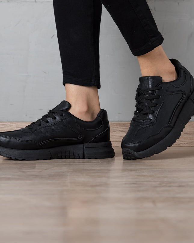 Zapatilla Moldavia - Negro - Tienda Nébula