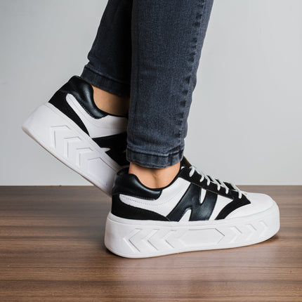 Zapatilla Nagazi - Blanco Negro 2 - Tienda Nébula