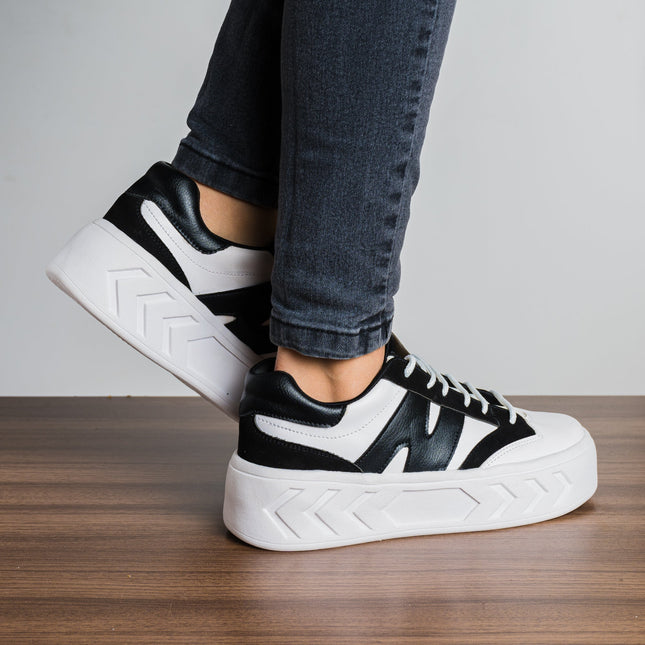 Zapatilla Nagazi - Blanco Negro 2 - Tienda Nébula
