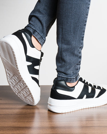 Zapatilla Nimbur - Negro Blanco - Tienda Nébula