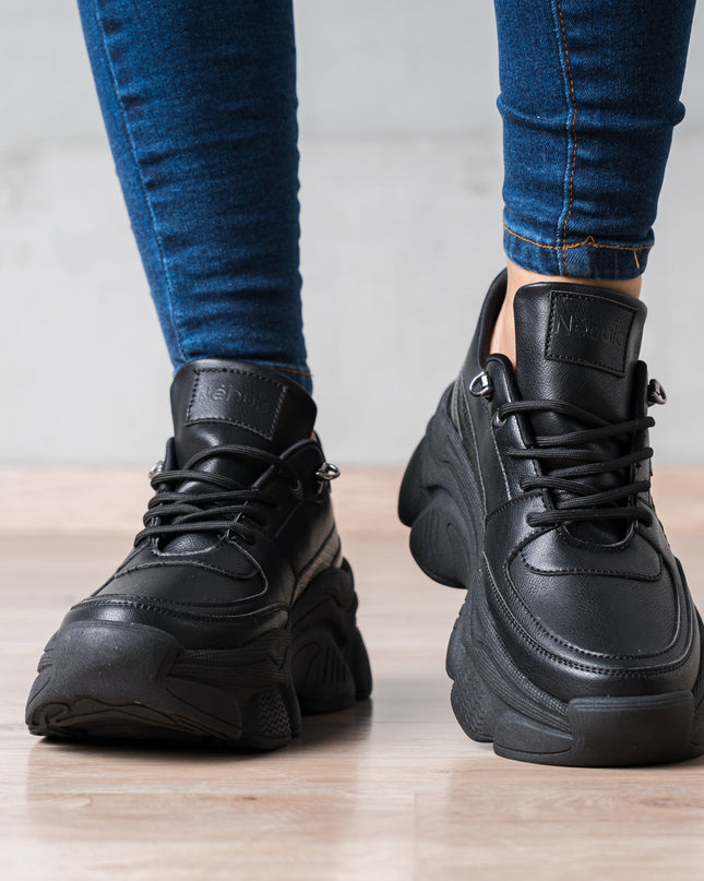 Zapatilla Pastoni - Negro Total - Tienda Nébula
