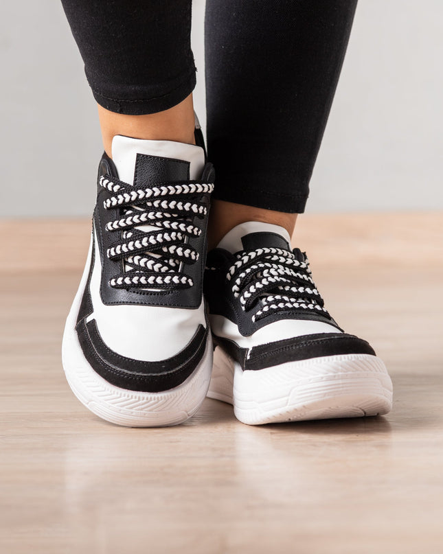 Zapatilla Strong - Blanco Negro - Tienda Nébula