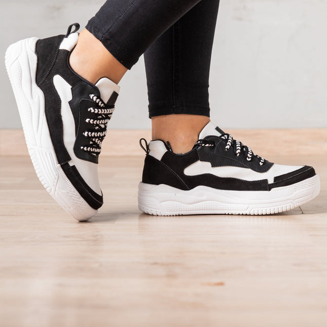 Zapatilla Strong - Blanco Negro - Tienda Nébula