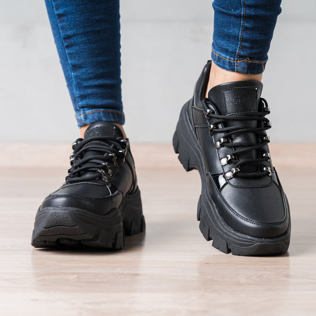 Zapatilla Sturgatt - Negro - Tienda Nébula