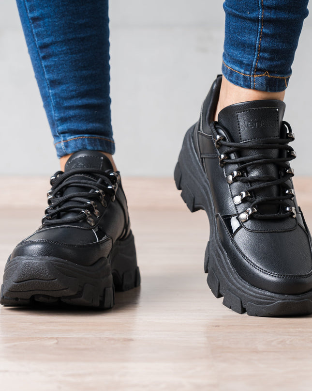 Zapatilla Sturgatt - Negro - Tienda Nébula