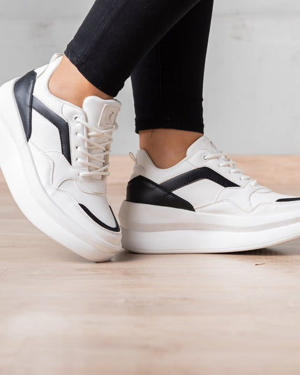 Zapatilla Zadar - Blanco con Negro - Tienda Nébula