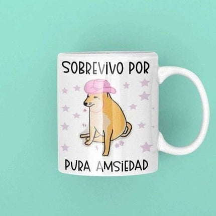 Taza personalizada - Sobrevivo por Pura Amsiedad