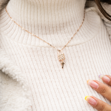 Collar Candado y Llave