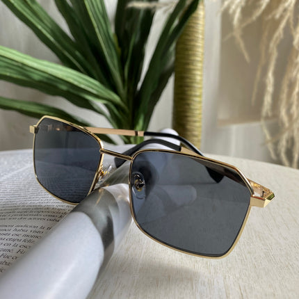 Lentes de Sol - Negro Con Dorado - Z276