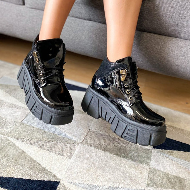 Botas Denizli - Negro Charol - Tienda Nébula