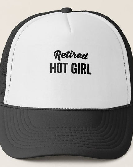 Gorra Unisex - Retired Hot Girl - Tienda Nébula