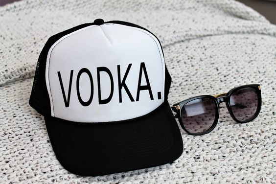 Gorra Unisex - Vodka - Tienda Nébula
