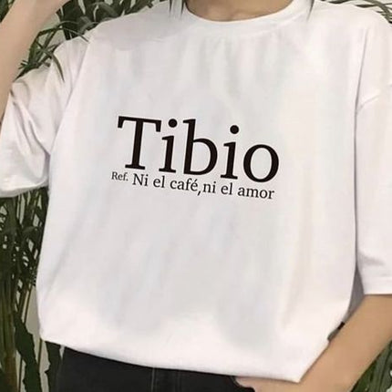 Polo Personalizado - Tibio, Ni el café, Ni el amor - Tienda Nébula